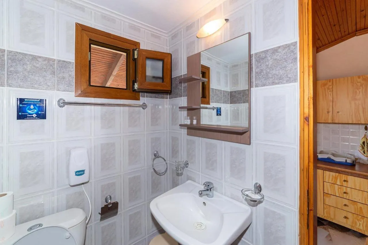 Pension Veria Frankfurt Akti Salonikiou 0*,  Greece