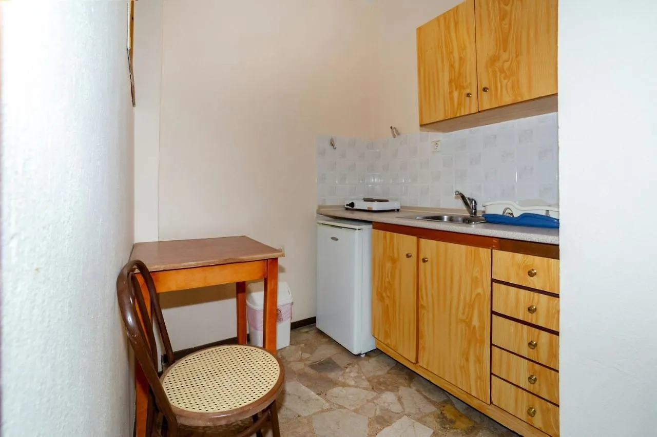Pension Veria Frankfurt Akti Salonikiou Greece